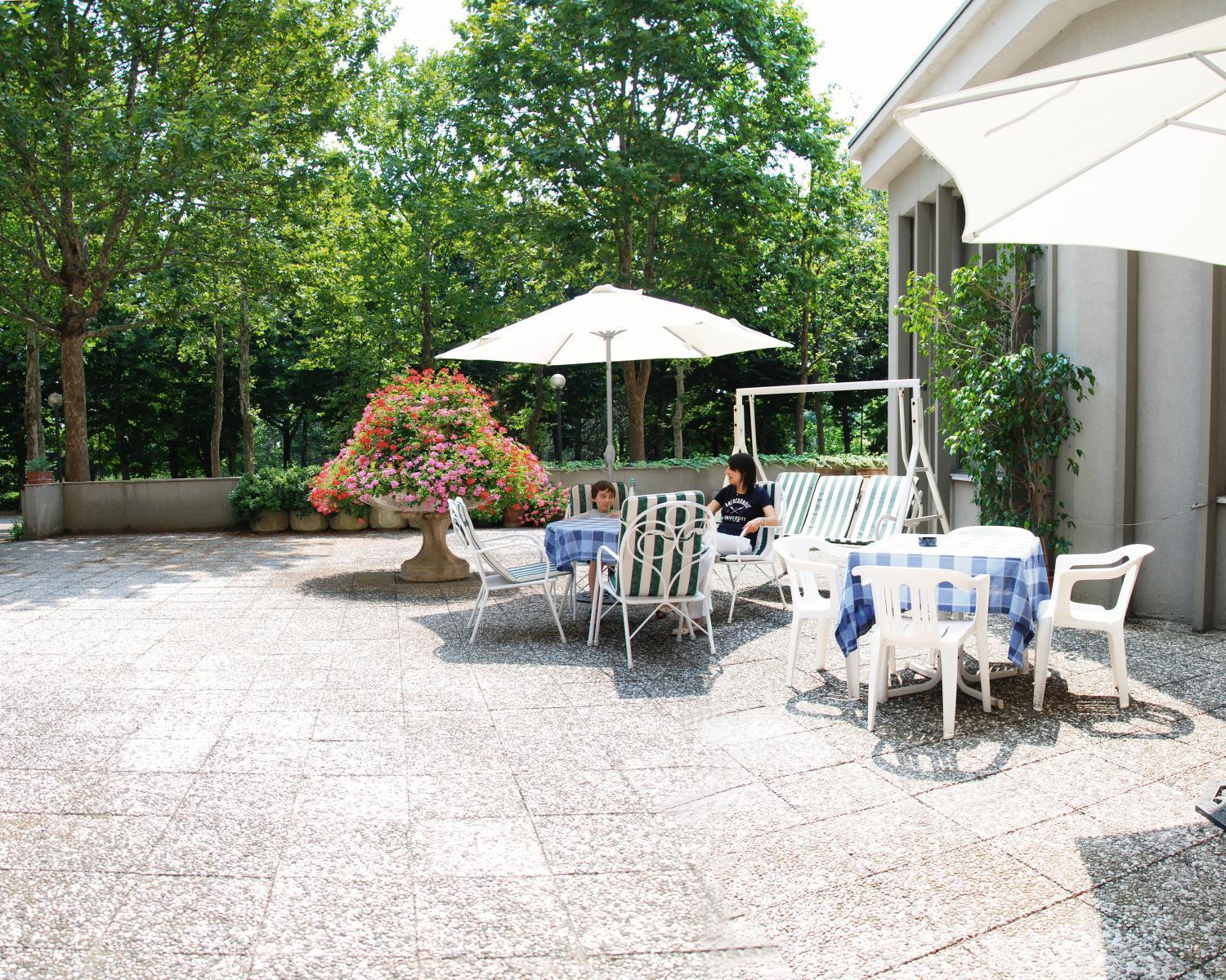 Hotel Olimpic Castel Maggiore Bagian luar foto